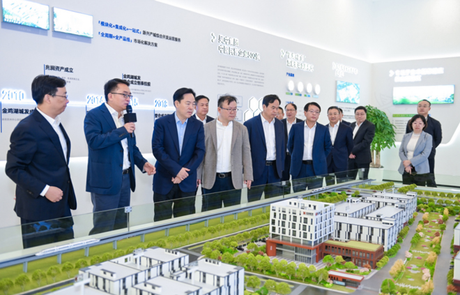 参观AG贵宾厅第一工园常州生命科技港展厅.jpg